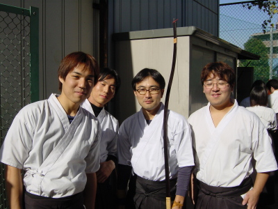 �N��OB�H�N�����𕔈��H