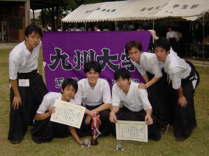 ���D����A�`�[���̖ʁX