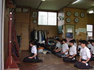 �˂����̍Ō�̐_�q