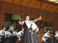 �R�{����