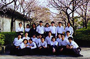 桜の下で。
